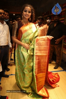 Mugdha Art Studio at Patny Centre - 40 of 40