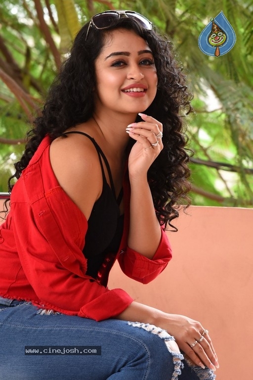 Anketa Maharana Photos - 15 / 17 photos