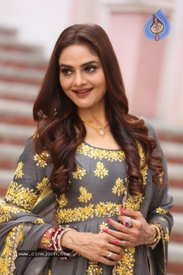 Madhubala Stills - 13 of 18