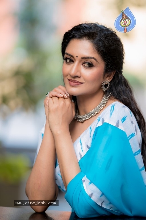 Vimala Raman - 10 / 10 photos