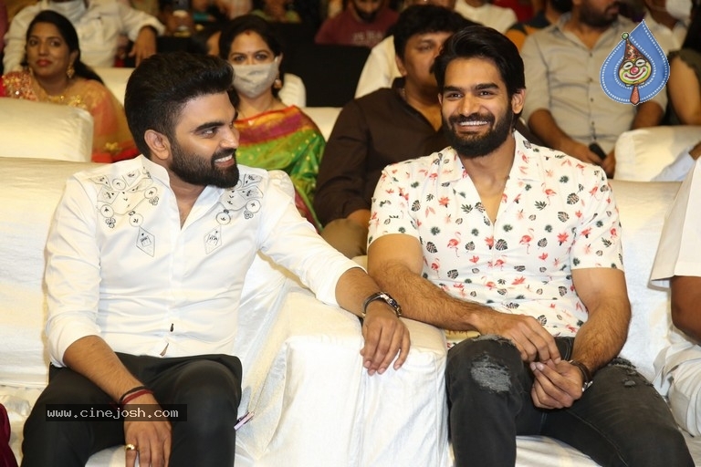 30 Rojullo Preminchadam Ela Pre Release Event - 28 / 63 photos