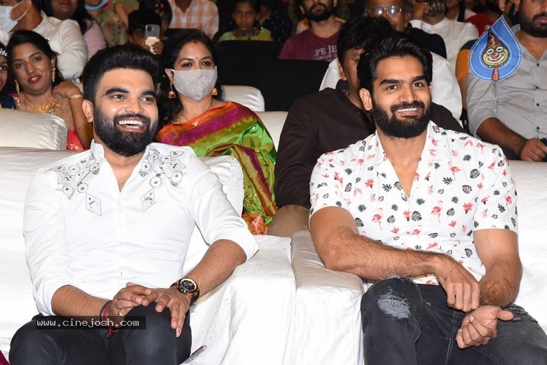 30 Rojullo Preminchadam Ela Pre Release Event - 58 / 63 photos