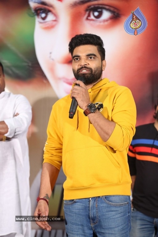 30 Rojullo Preminchadam Ela Press Meet - 10 / 19 photos