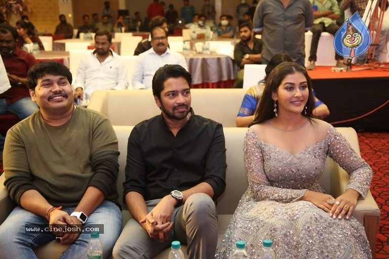 Bangaru Bullodu Pre Release Event - 18 / 21 photos