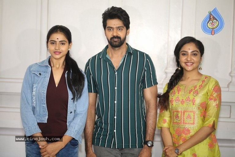 Naveen Chandra New Movie Launch - 19 / 21 photos