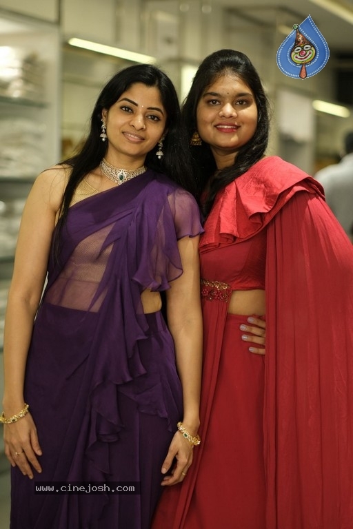 Chandrika Kancherla Clothing Brand Opening - 14 / 39 photos