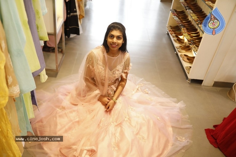 Chandrika Kancherla Clothing Brand Opening - 15 / 39 photos