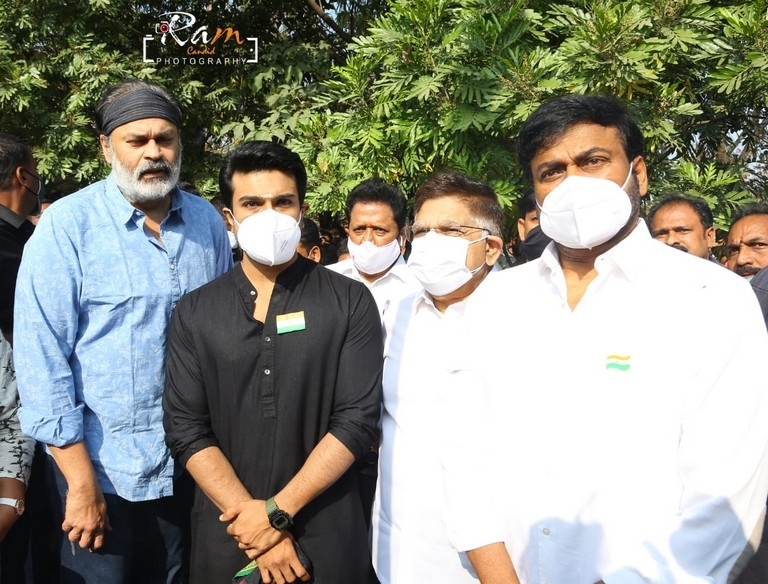 Mega Heroes Celebrating Republic Day - 2 / 13 photos