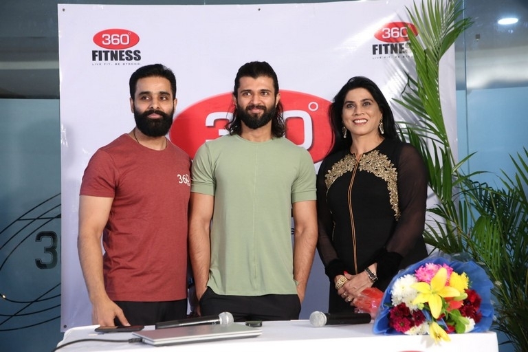 VD Launch Kuldep Website - 9 / 18 photos