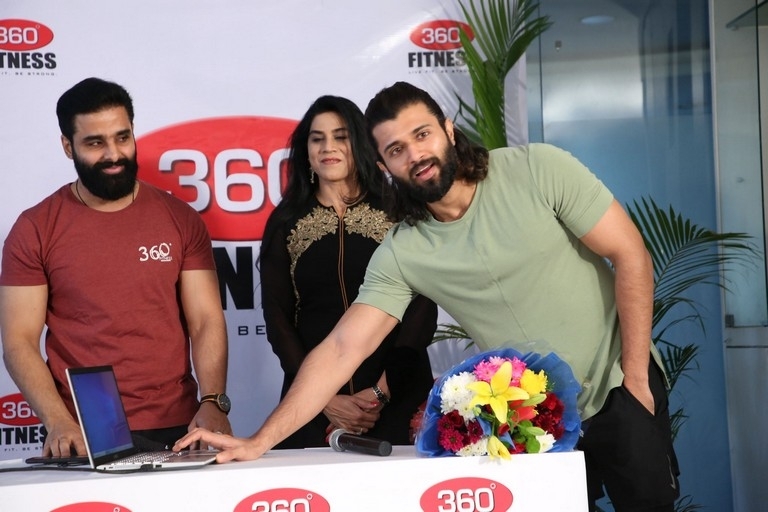 VD Launch Kuldep Website - 18 / 18 photos