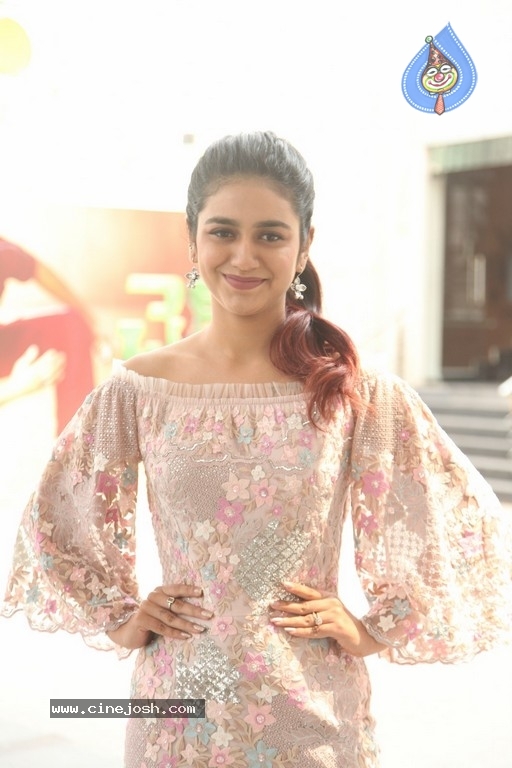 Priya Prakash Varrier Photos - 2 / 17 photos