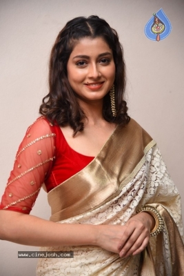 Urvasi Roy Photos - 7 of 10