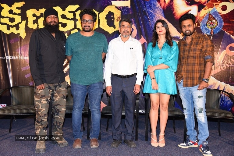 Kshana Kshanam Thanks Meet - 10 / 16 photos