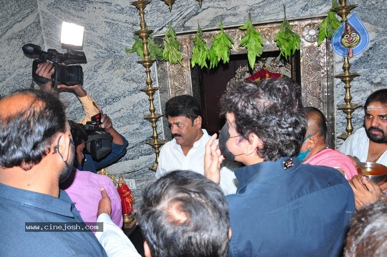 Nagarjuna New Movie Opening - 18 / 21 photos