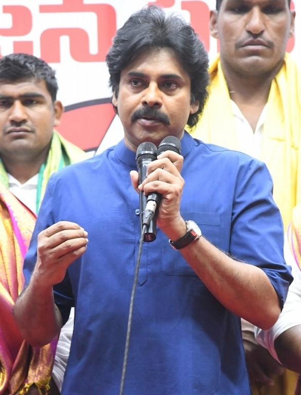 Pawan Kalyan Photos - 3 / 18 photos