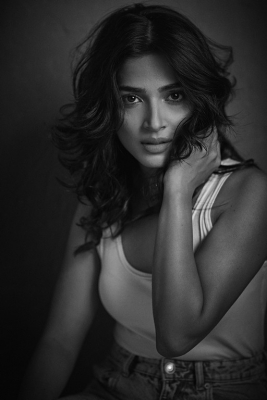 Anagha Photo Shoot - 1 of 8