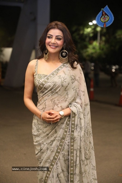 Kajal Aggarwal Pics - 6 / 19 photos