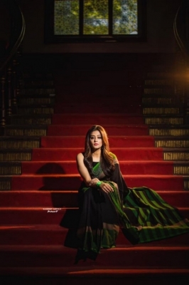 Priya Mani Pics - 3 of 8