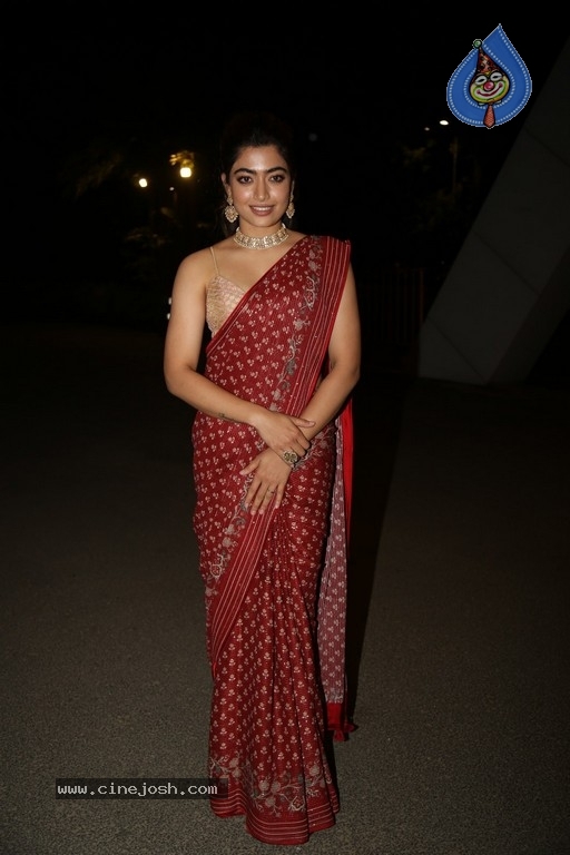 Rashmika Mandanna Photos - 17 / 21 photos