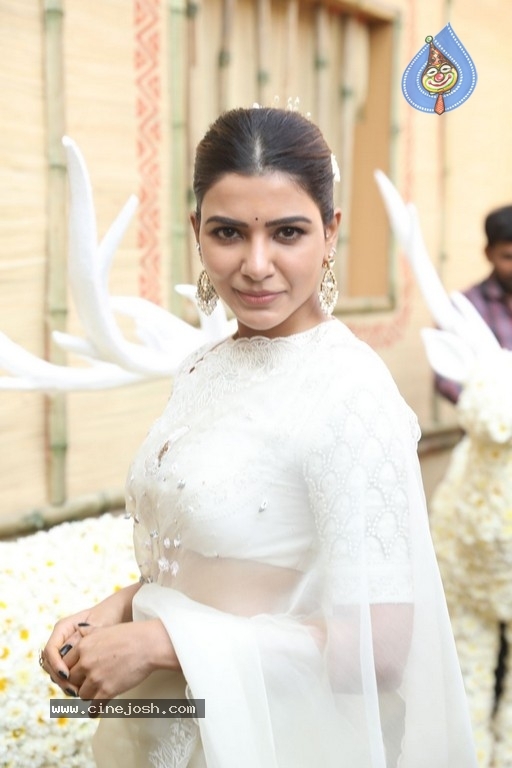 Samantha Akkineni Photos - 22 / 22 photos