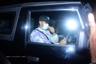 Alia Bhatt Birthday Party At Karan Johar House - 22 of 38