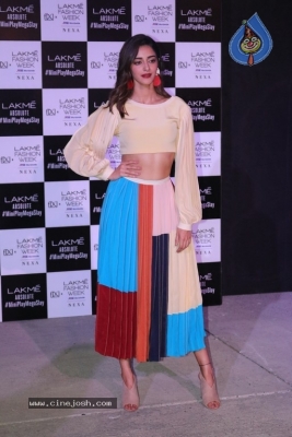 Ananya Panday At Lakme Fashion Week - 1 of 18