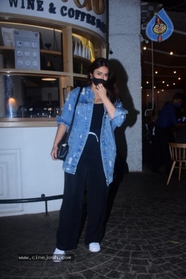 Ileana Spotted in Bandra - 19 of 19