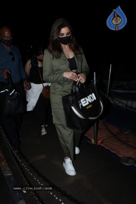 Parineeti Chopra Spotted At Varsova Jetty - 9 of 9
