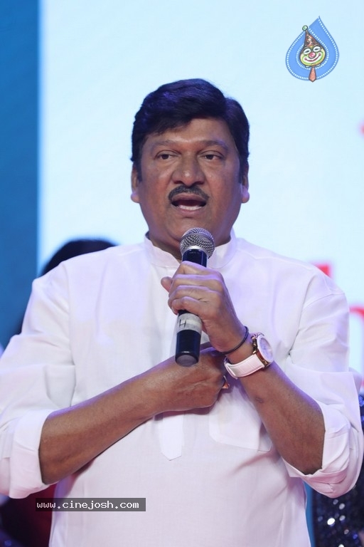 Gaali Sampath Pre Release Event - 4 / 27 photos