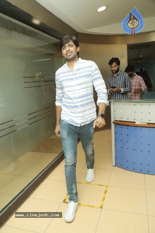Jathi Ratnalu Team visits Hyderabad Theaters - 8 / 35 photos