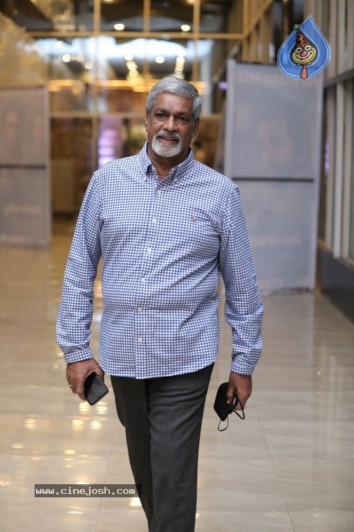 Mosagallu Movie Pre Release Event - 18 / 98 photos