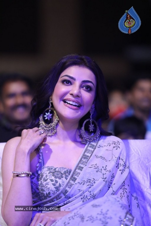 Mosagallu Movie Pre Release Event - 36 / 98 photos