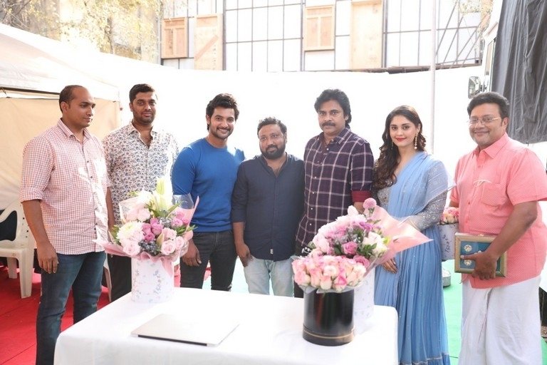 Pawan Launches Sashi Trailer - 1 / 2 photos