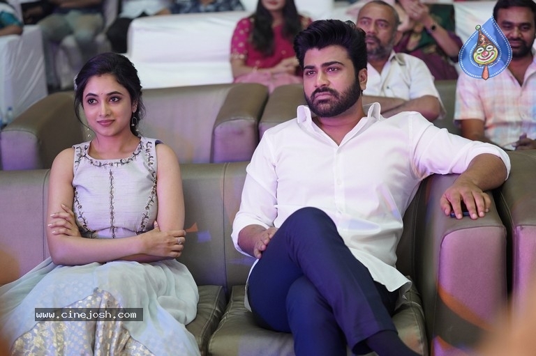 Sreekaram Grand Release Event - 25 / 39 photos