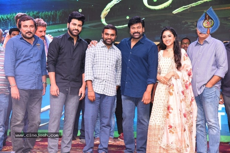 Sreekaram Pre Release Event - 12 / 42 photos