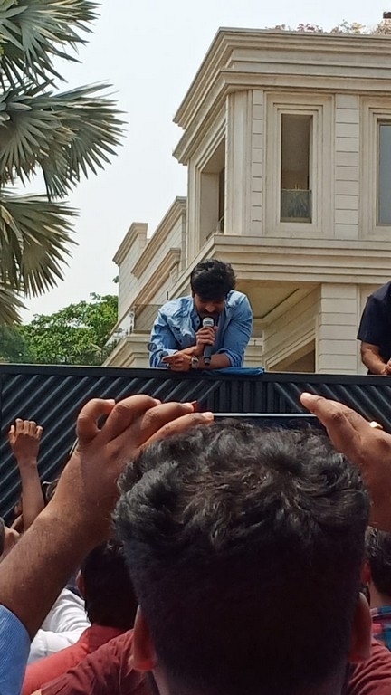 Mega Fans Hungama at Ram Charan House - 1 / 6 photos