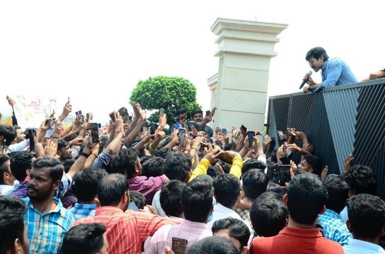 Ram Charan Interacting With Fans - 5 / 5 photos