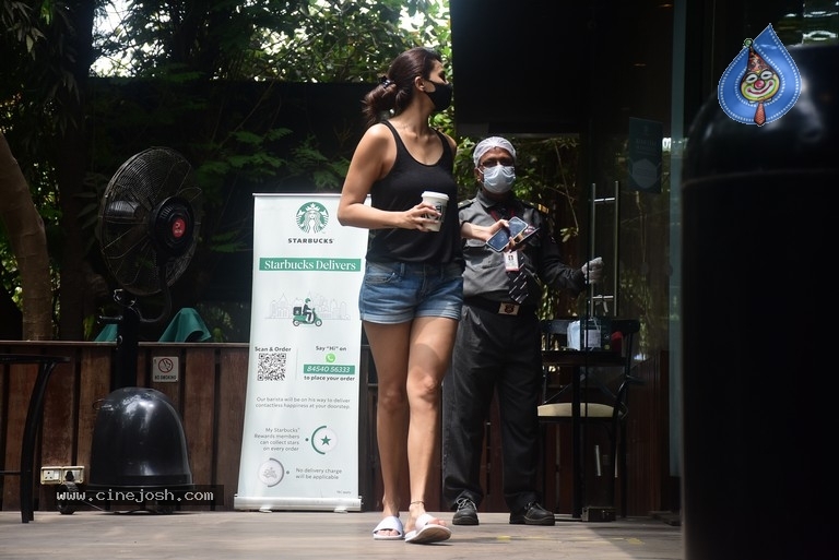 Daisy Shah Spotted Coffee Cafe in Bandra - 7 / 11 photos