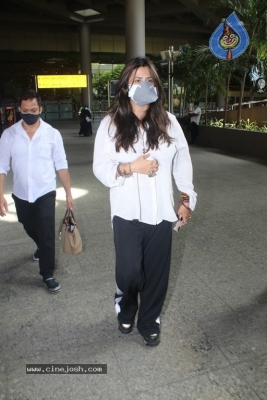 Ekta Kapoor Spotted At Airport - 2 of 13