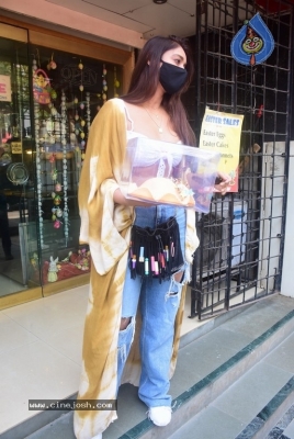 Ileana Spotted in Bandra - 25 of 40