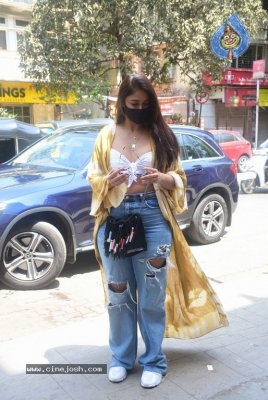 Ileana Spotted in Bandra - 36 of 40