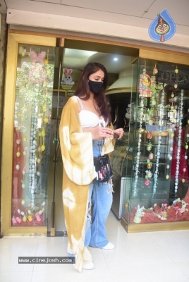 Ileana Spotted in Bandra - 38 of 40
