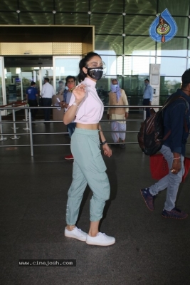 Rakul Preet Spotted At Airport - 1 of 16