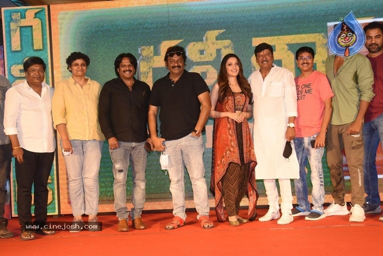 Gully Rowdy Press Meet - 12 / 29 photos