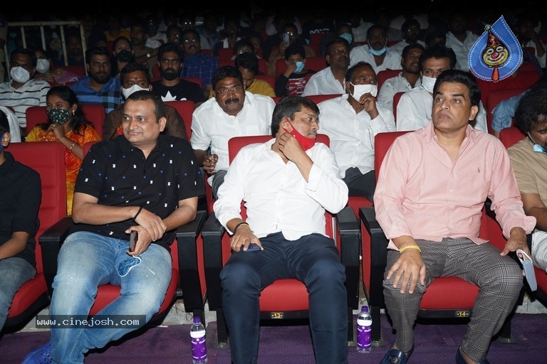 Vakeel Saab Pre Release Event 02 - 28 / 84 photos