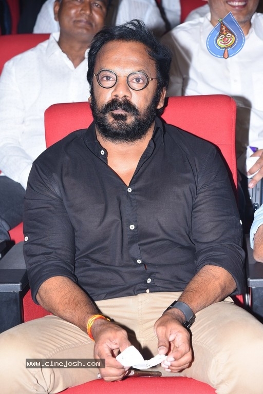 Vakeel Saab Pre Release Event 02 - 34 / 84 photos