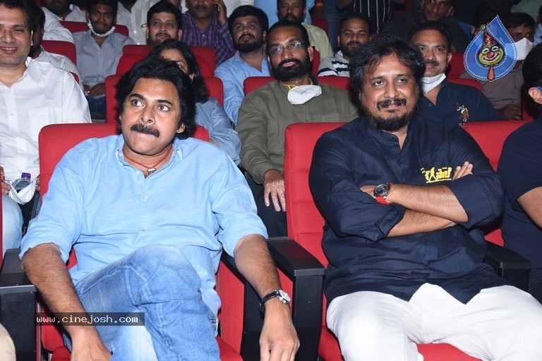 Vakeel Saab Pre Release Event 02 - 66 / 84 photos