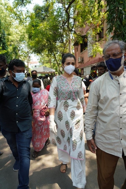 Celebs Condolences to Actor Vivek - 31 / 34 photos