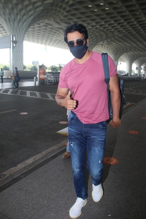 Sonu Sood Spotted At Airport - 3 / 13 photos