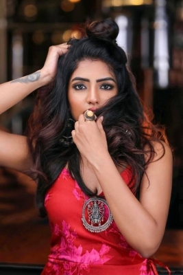 Eesha Rebba Photos - 5 of 5